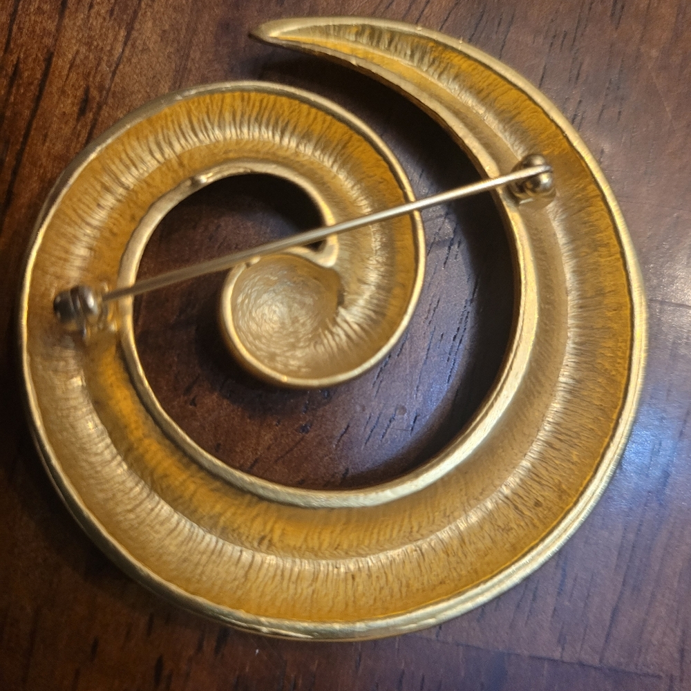 Goldtone Spiral Brooch Set Of 2 - Picture 3 of 5